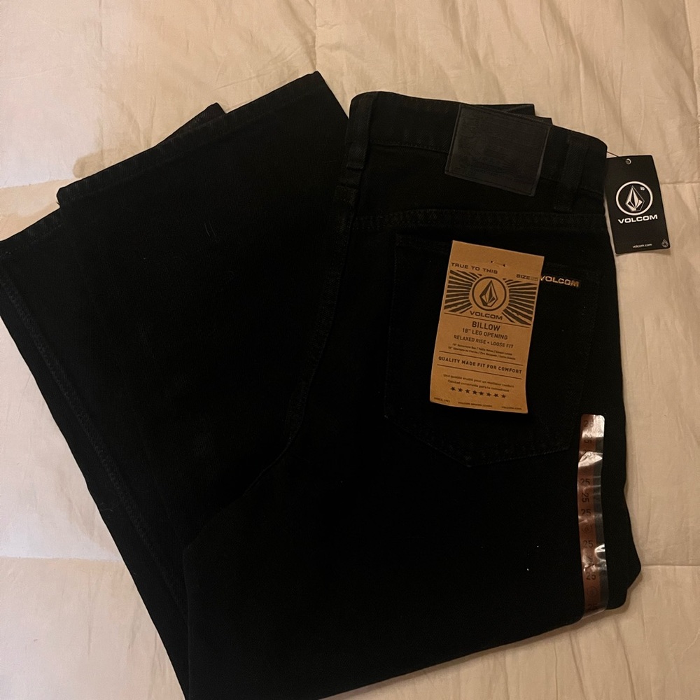 Volcom Black wide leg Jeans New with Tags